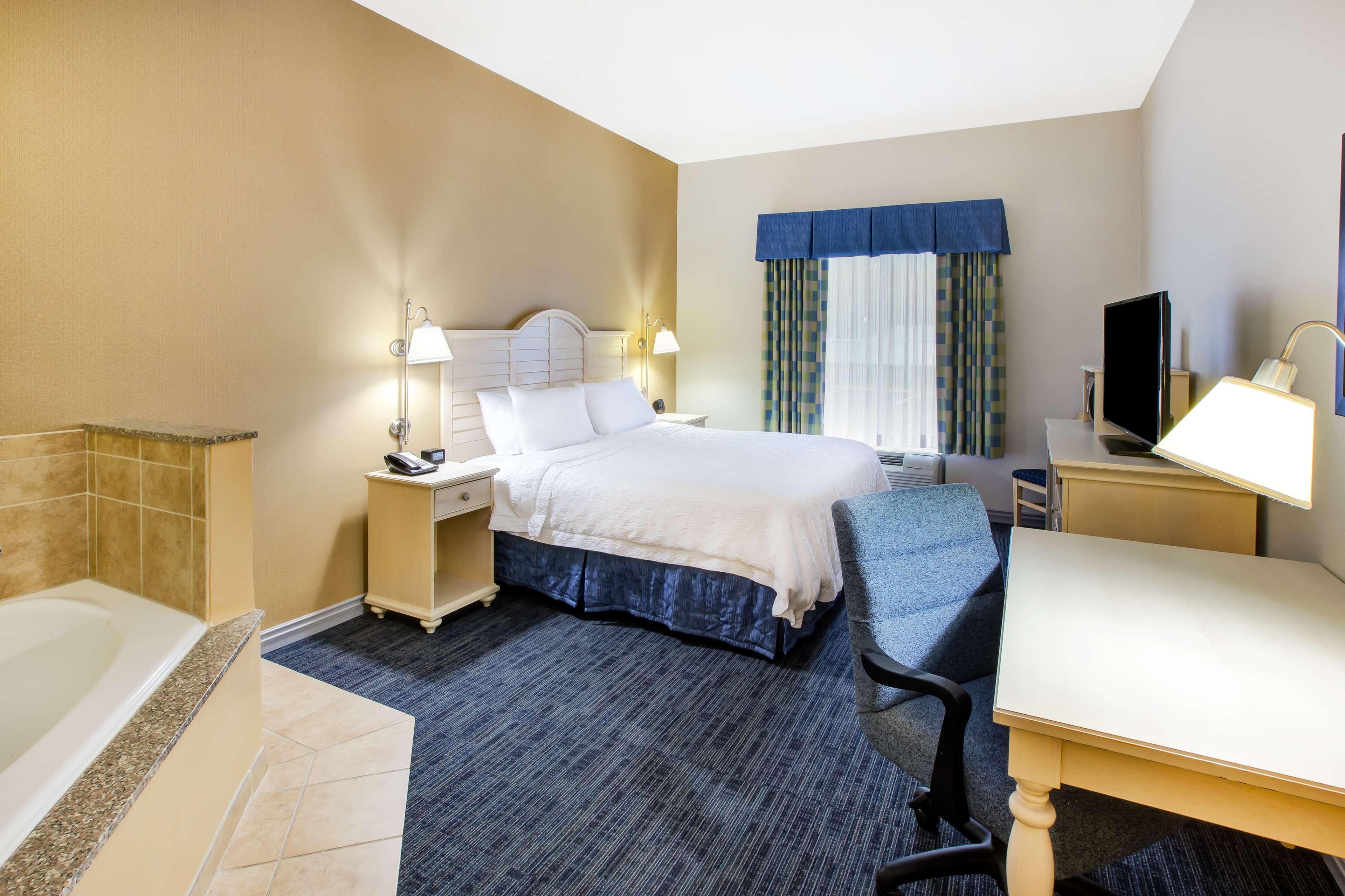 Hampton Inn & Suites - Cape Cod / West Yarmouth Buitenkant foto