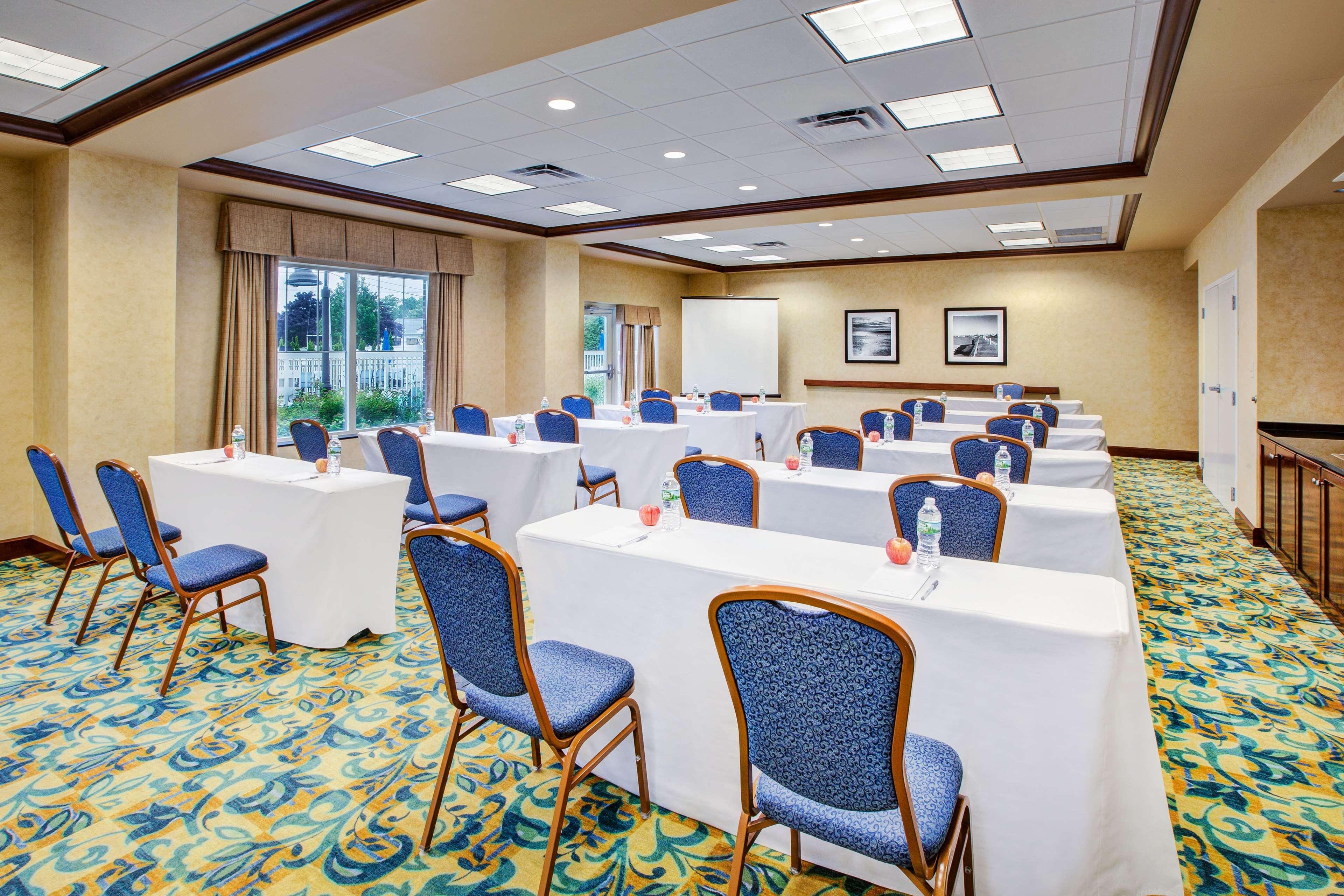 Hampton Inn & Suites - Cape Cod / West Yarmouth Buitenkant foto