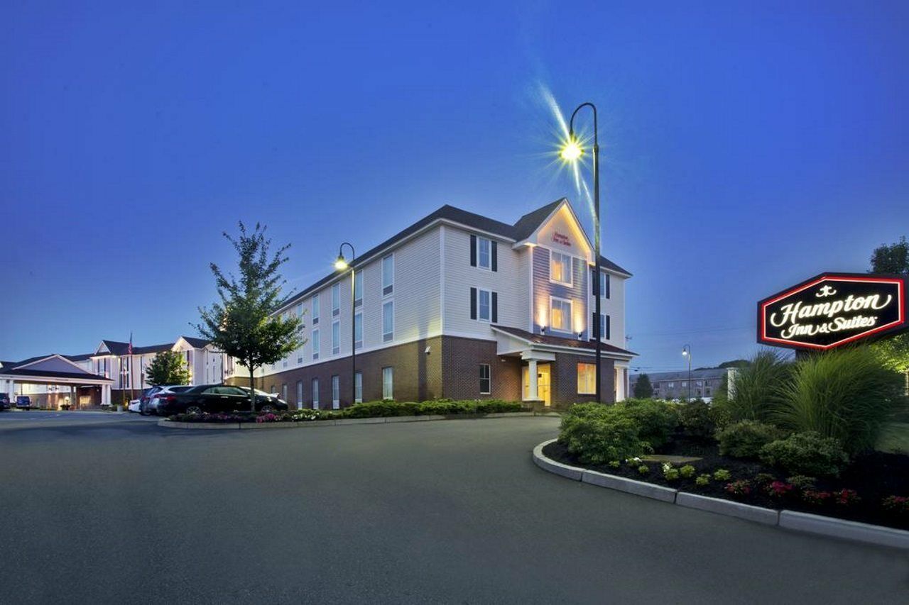 Hampton Inn & Suites - Cape Cod / West Yarmouth Buitenkant foto