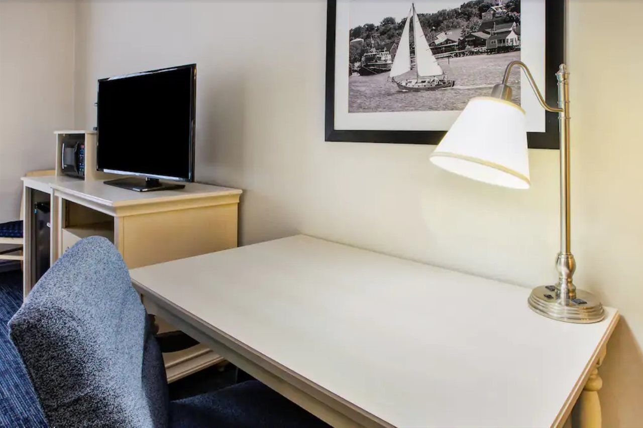 Hampton Inn & Suites - Cape Cod / West Yarmouth Buitenkant foto